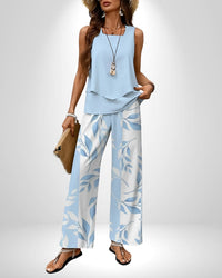 Two-Piece Outfit with Sleeveless Top and Wide-Leg Pants