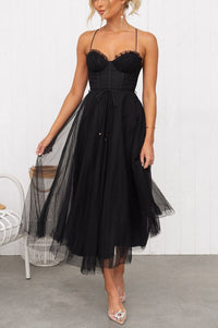 Flowy Maxi Dress with Round Neckline and Sleeveless Design