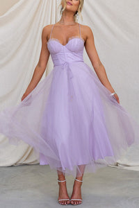 Flowy Maxi Dress with Round Neckline and Sleeveless Design