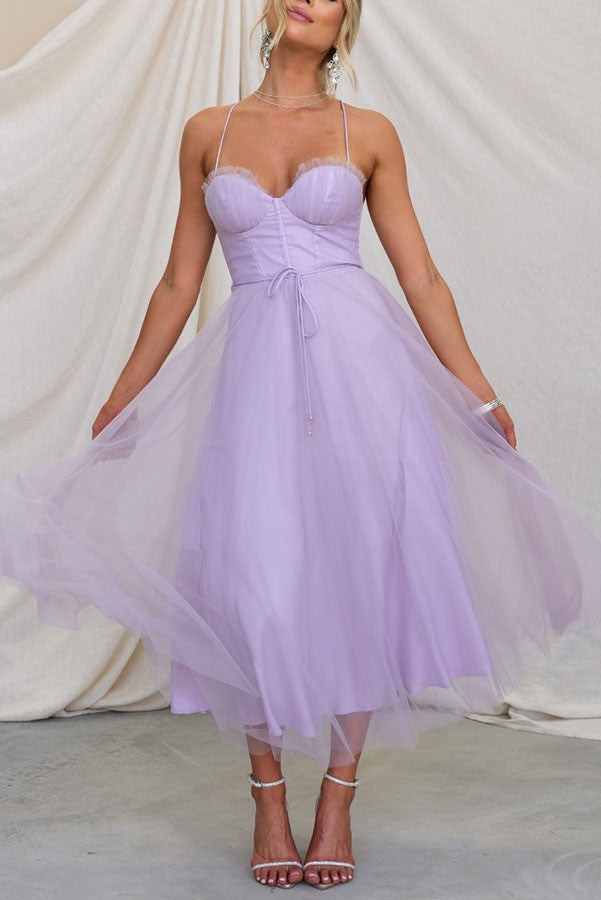 Flowy Maxi Dress with Round Neckline and Sleeveless Design