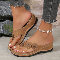 strap-sandals-contoured-footbed-women-shoes.jpg-2