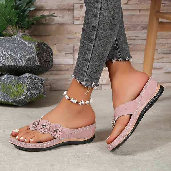 strap-sandals-contoured-footbed-women-shoes.jpg-5