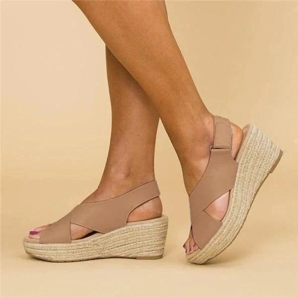 toe-thong-summer-sandals-cushioned-sole-adjustable-straps.jpg